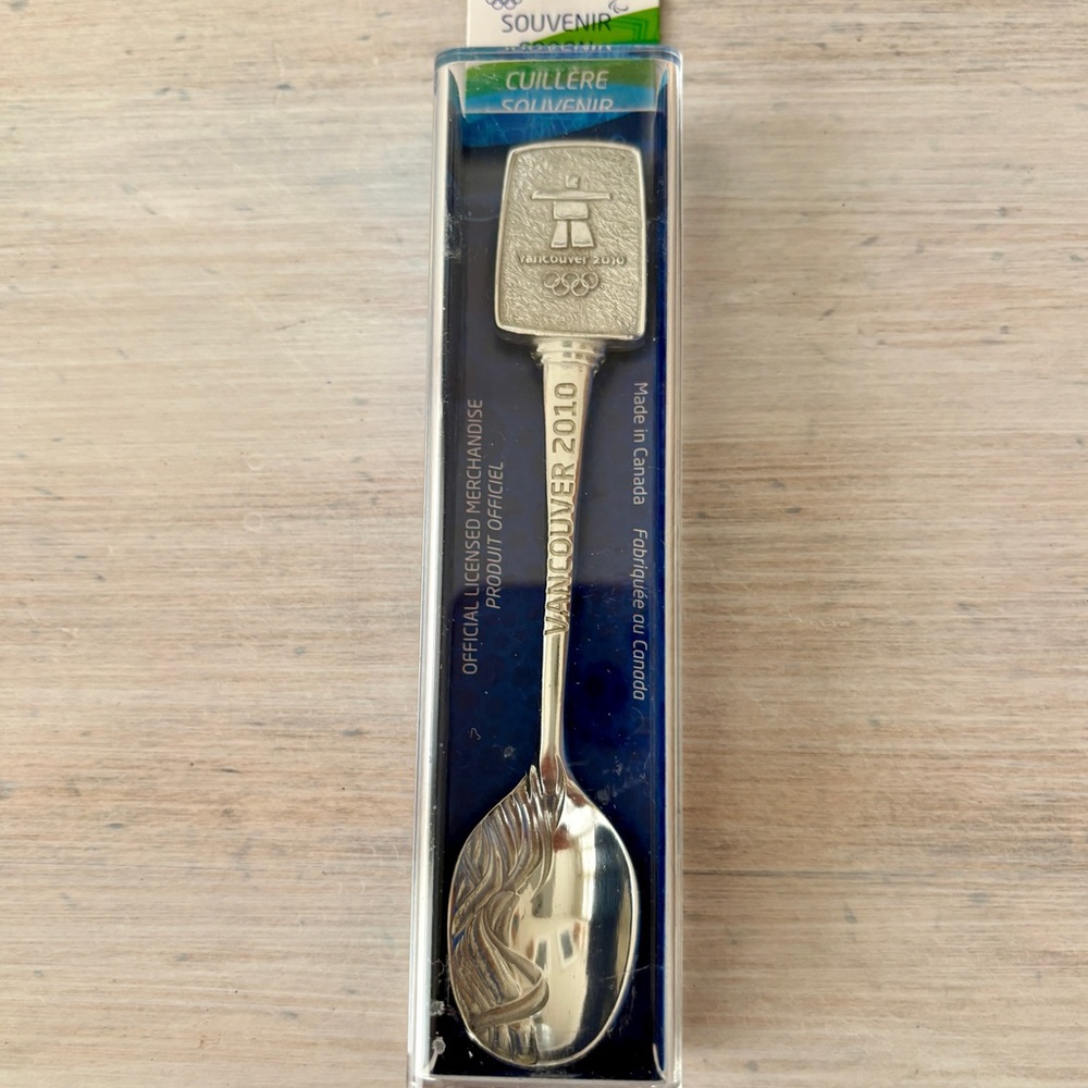 NWT Vancouver 2010 Olympic Souvenir Silver Spoon. Official Licensed Merchandise.